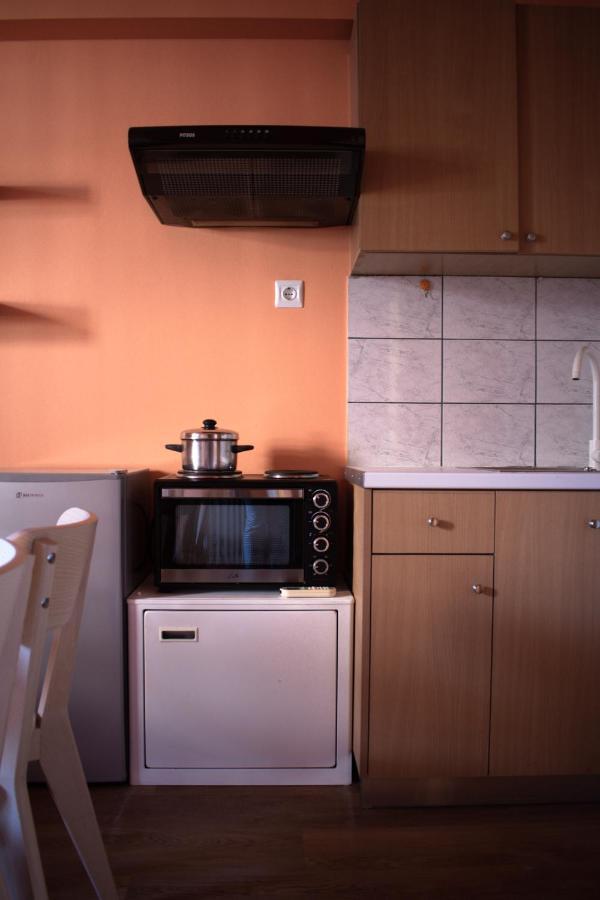 Ryb Colour Apartment Патра Экстерьер фото